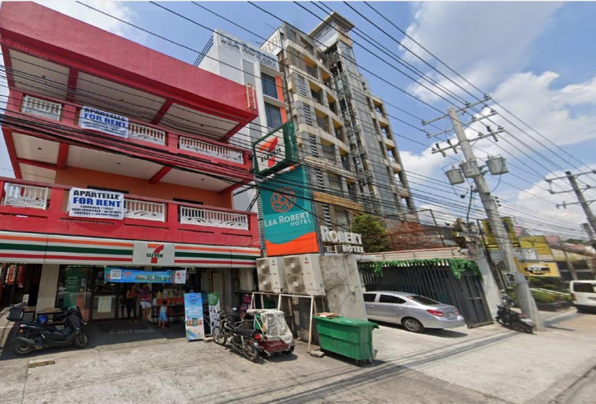 Lea Robert Hotel Angeles Pampanga By Reddoorz Exterior photo