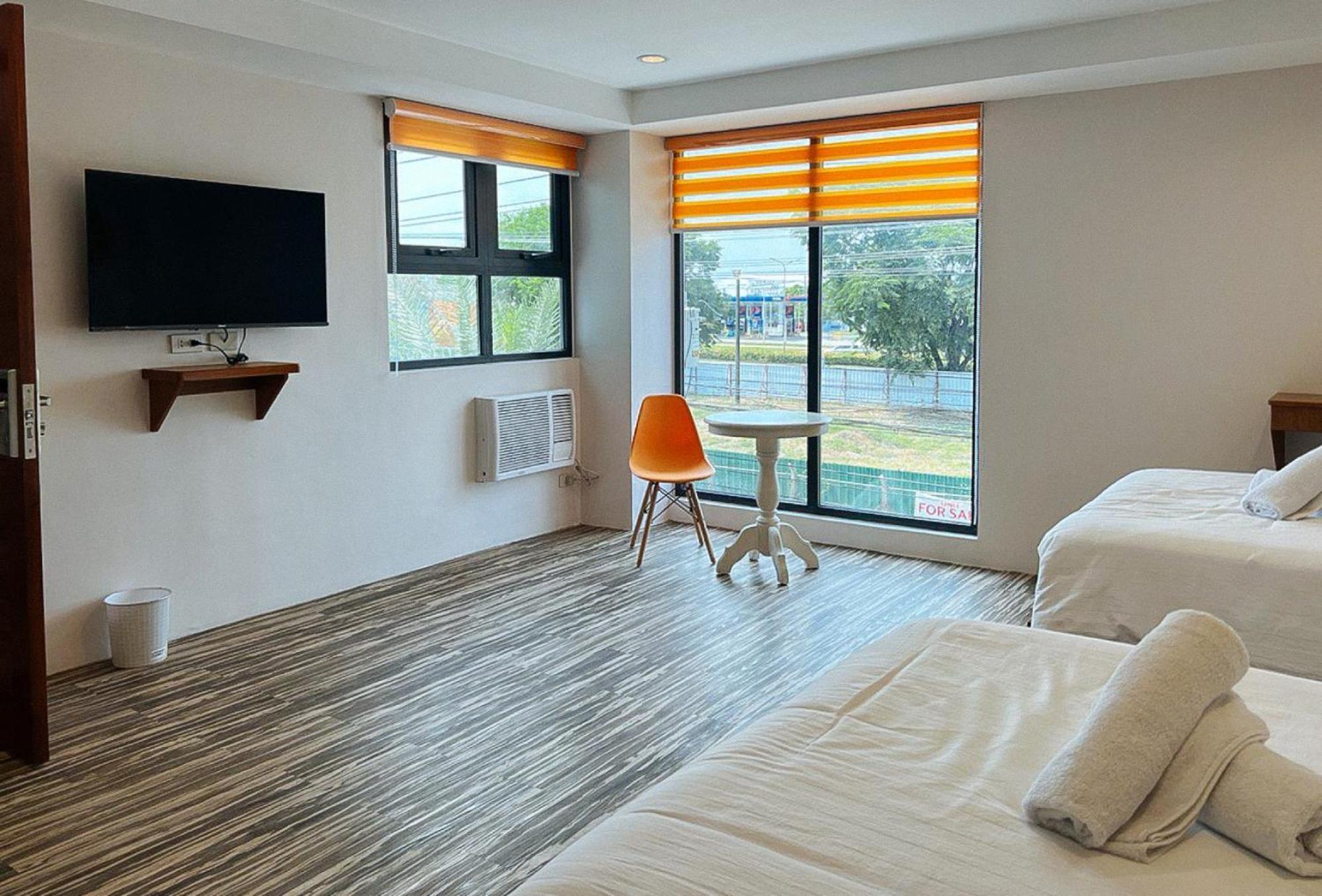 Lea Robert Hotel Angeles Pampanga By Reddoorz Exterior photo